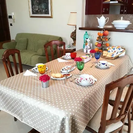 Fronte Al Museo Bed & Breakfast Moliterno