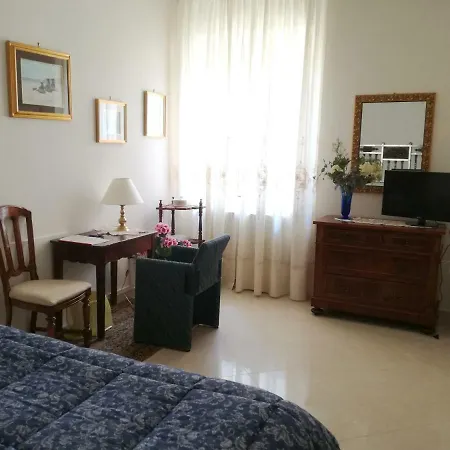 Fronte Al Museo Bed & Breakfast Moliterno